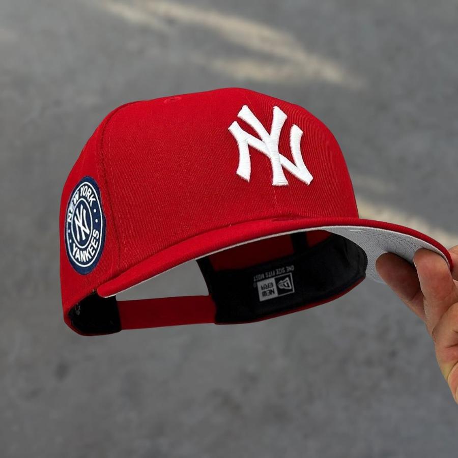 New York Yankees Red 9FORTY Adjustable
