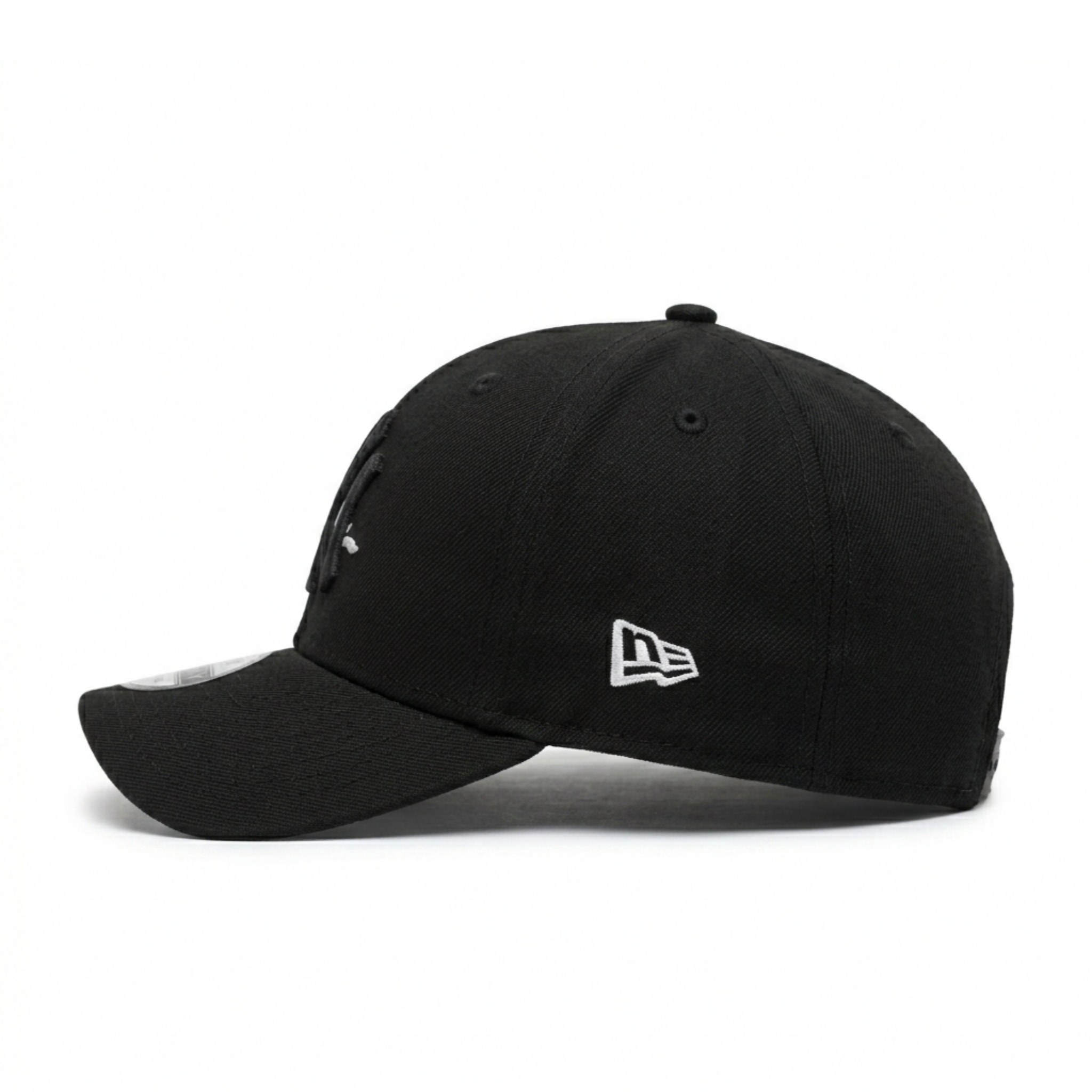 New Era New York Yankees Black 9FORTY Adjustable Cap – Floral Logo Embroidery – 25th Subway Series Side Patch Edition