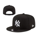 New Era New York Yankees 9FIFTY Black Snapback Flat Brim Cap