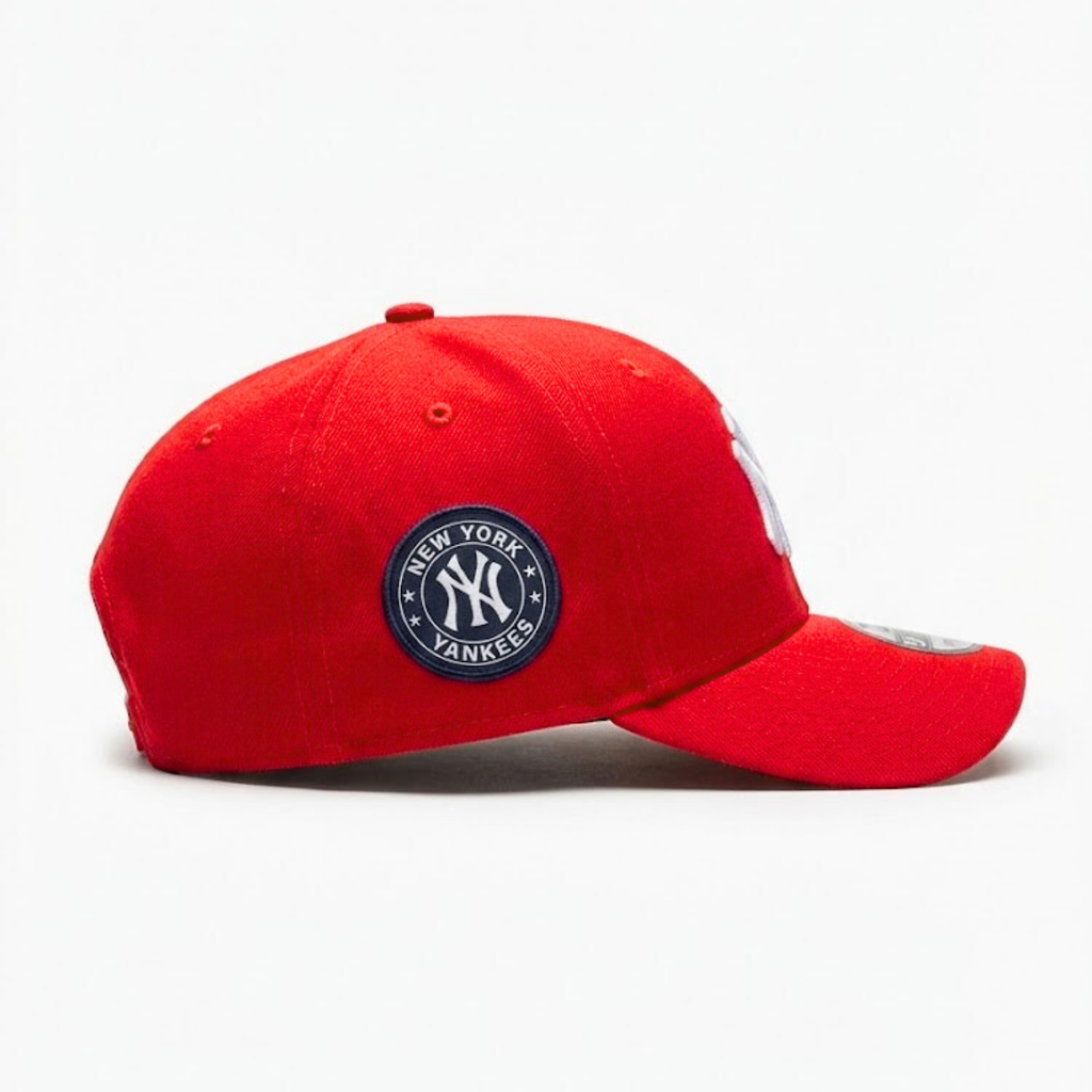 New York Yankees Red 9FORTY Adjustable