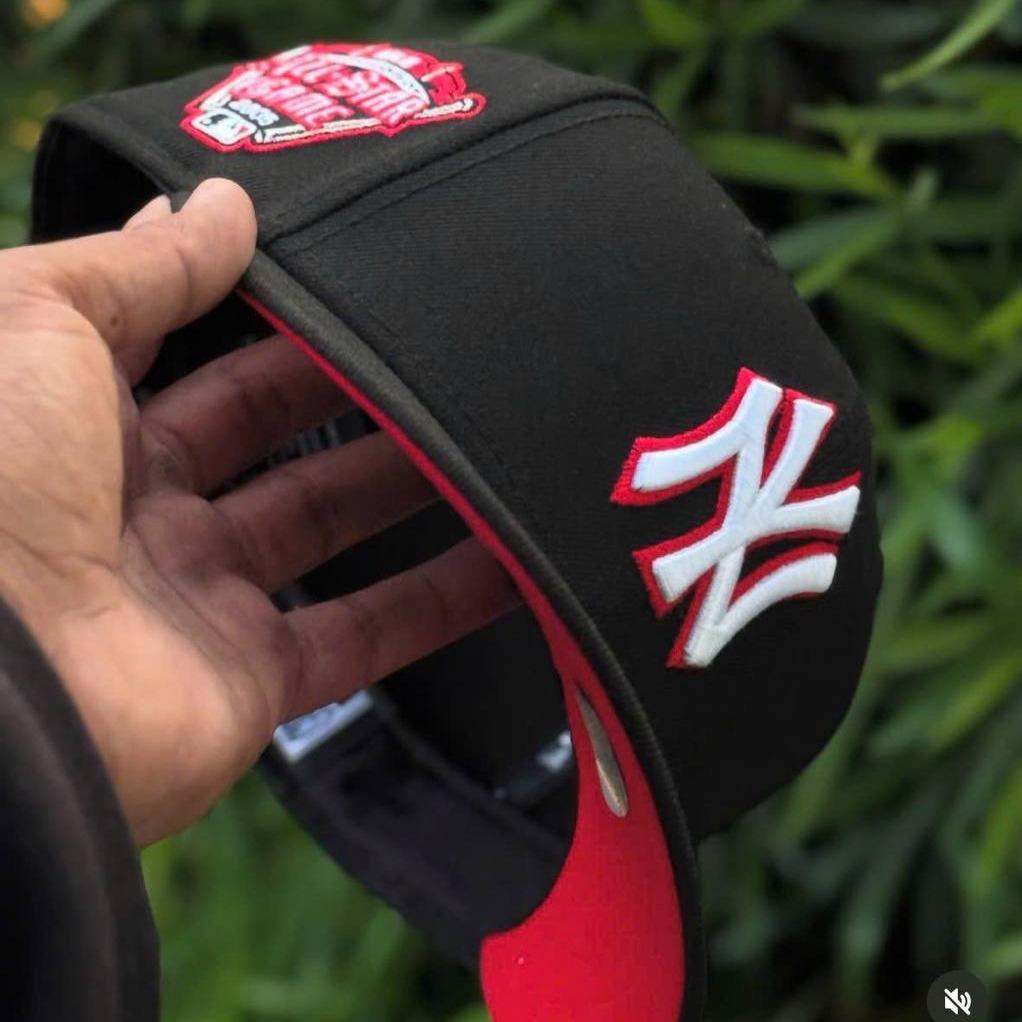 New Era New York Yankees Black Red 9FORTY Adjustable Cap – 2005 All-Star Game Side Patch