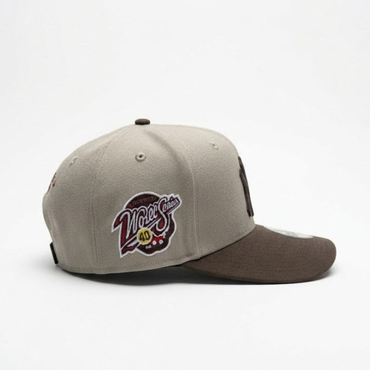 New Era New York Yankees Beige Brown 9FORTY Adjustable Cap – 1998 World Series Side Patch